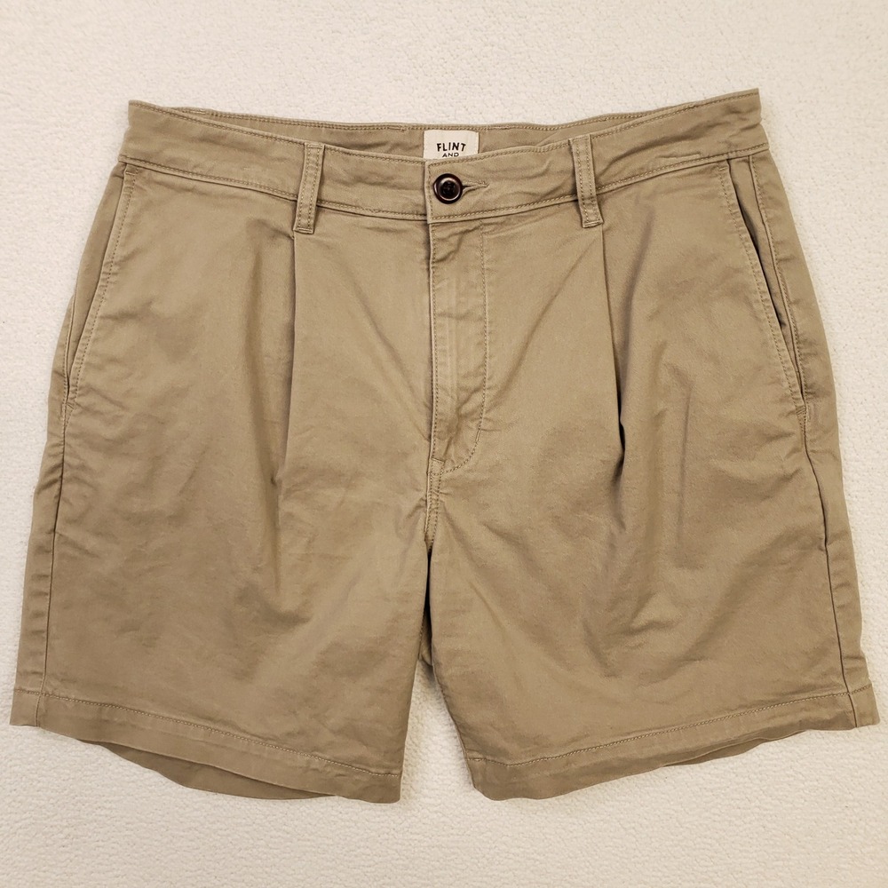 Flint and Tinder Pleated Chino Shorts Mens 32 Tan Cotton Stretch Outdoor Casual